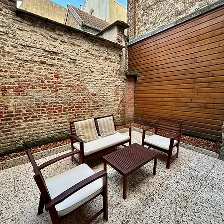 Le Petit Hainaut, Hyper Centre 瓦朗西纳